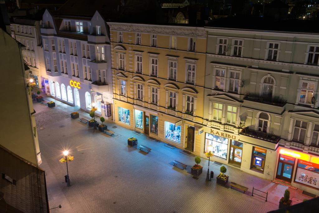 Hotel Srodmiejski Zielona Góra Exterior foto